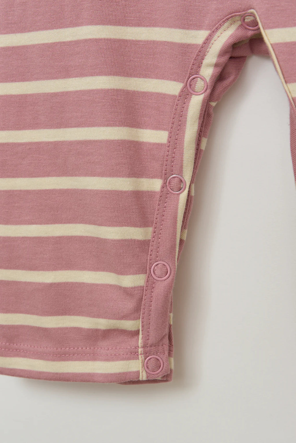 Enterizo a a rayas manga larga rosado