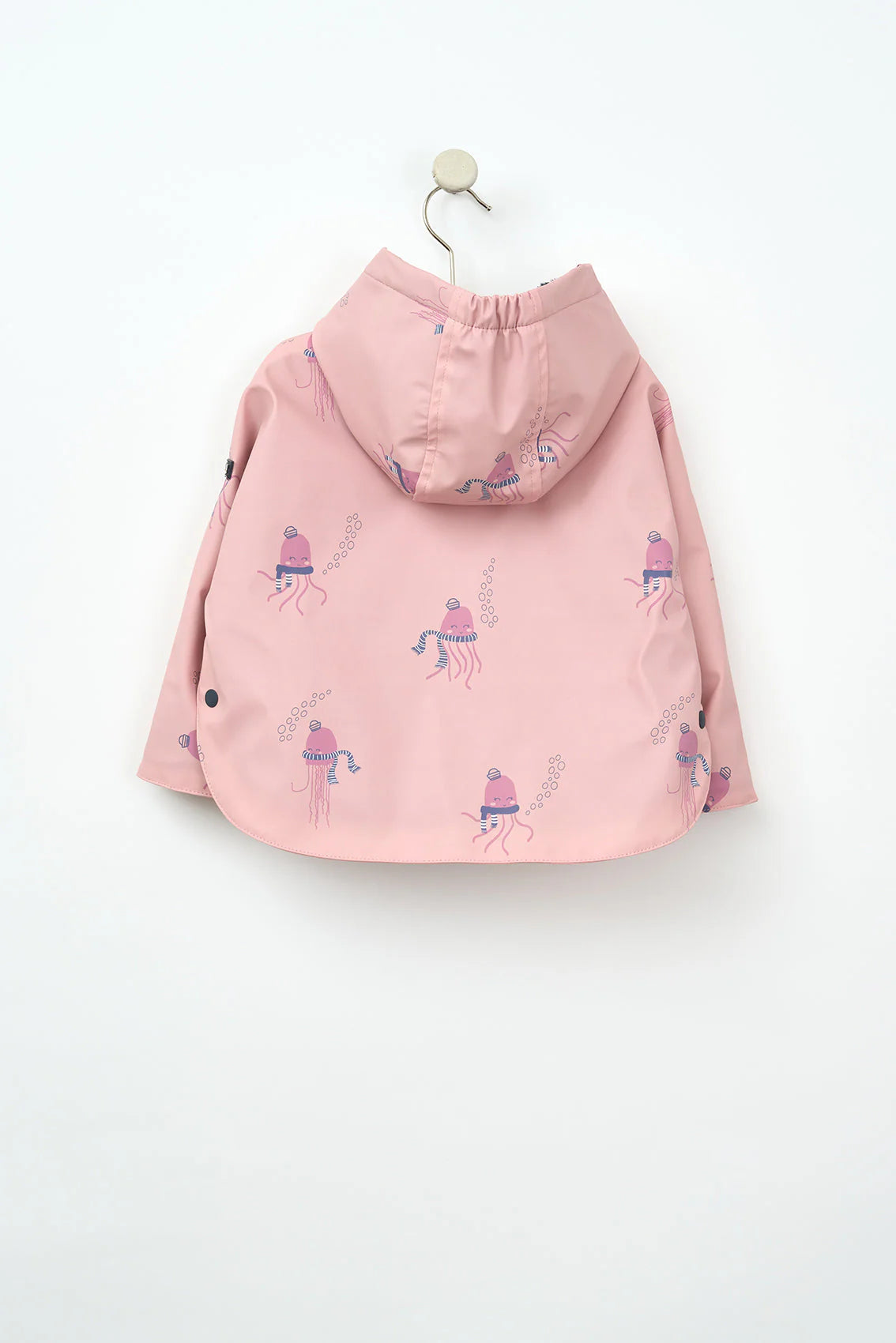 Impermeable capa con forro interior