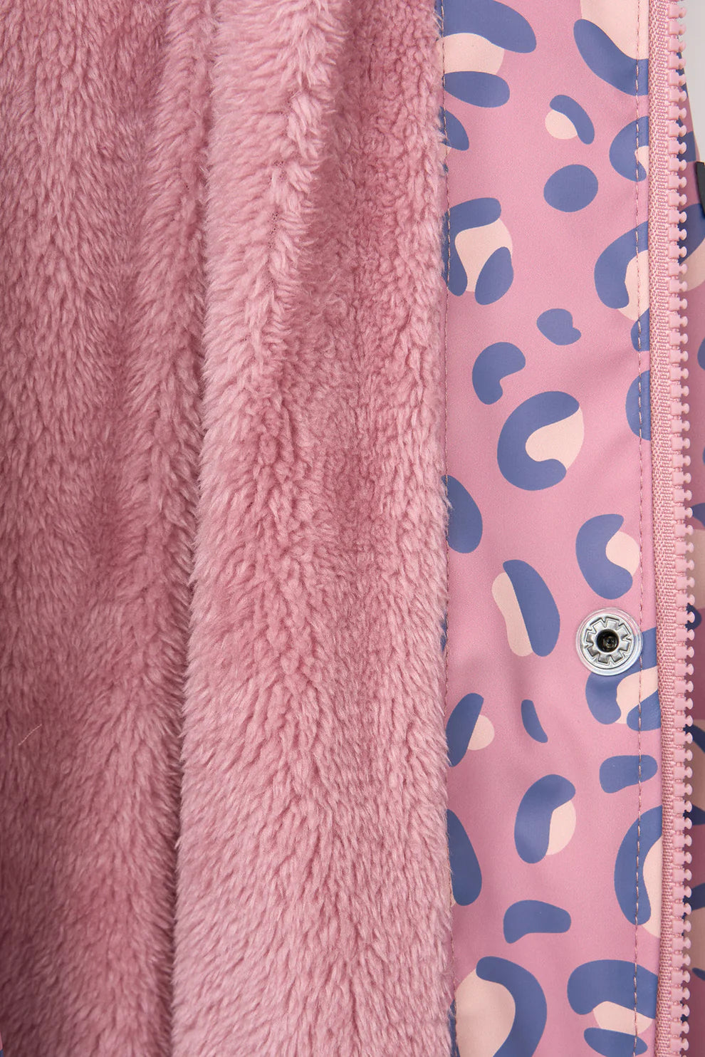 Impermeable poliuretano con forro interior rosa estampado